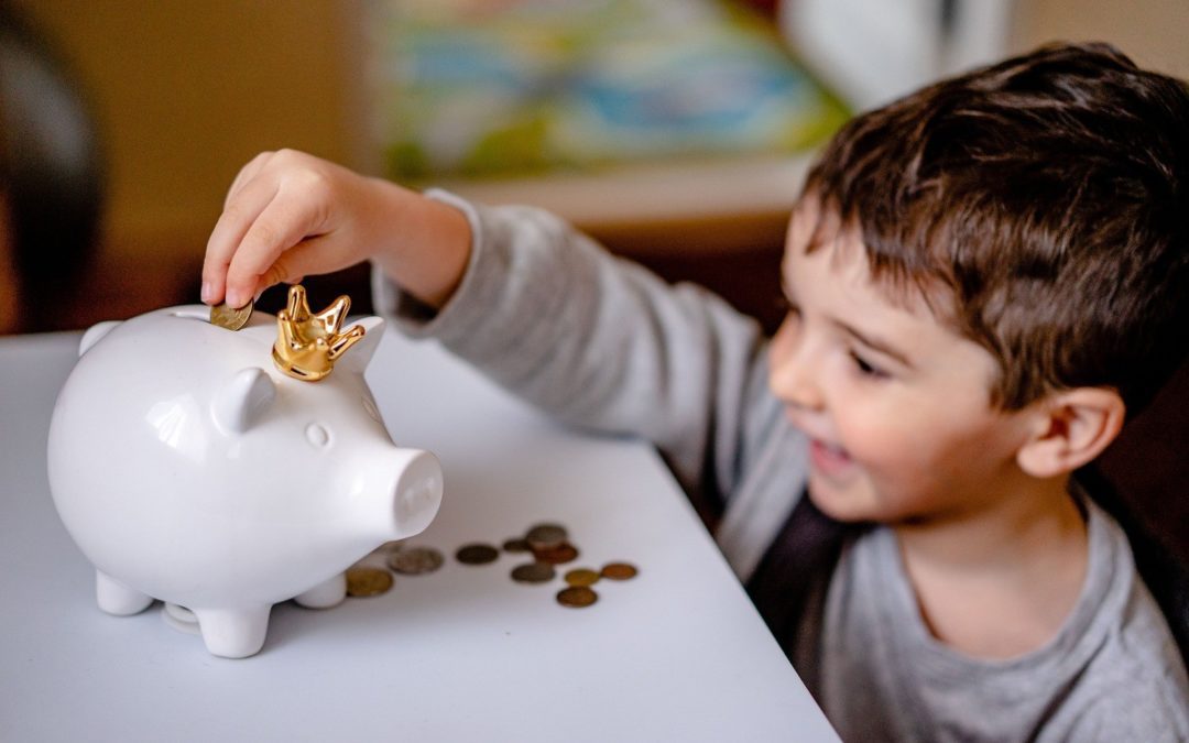 How to Teach Your Kids Smart Spending Habits